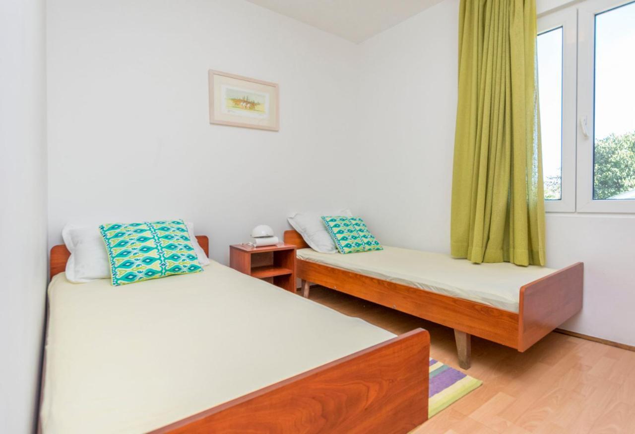 Apartments Ljubomir Rogoznica  Luaran gambar