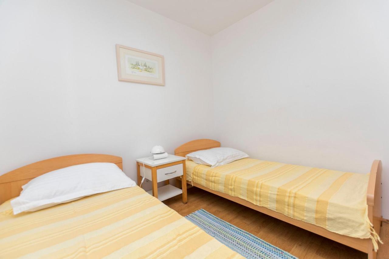 Apartments Ljubomir Rogoznica  Luaran gambar
